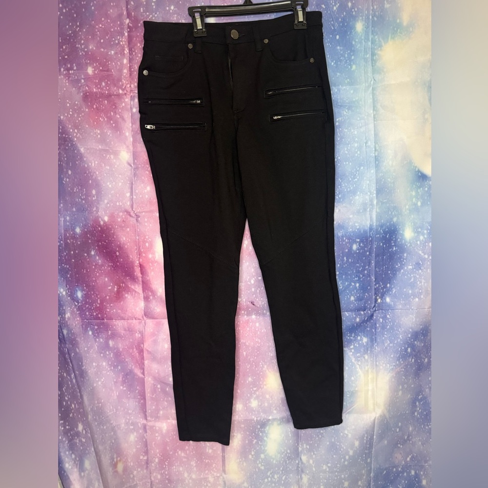 BlankNYC jeggings 🛍